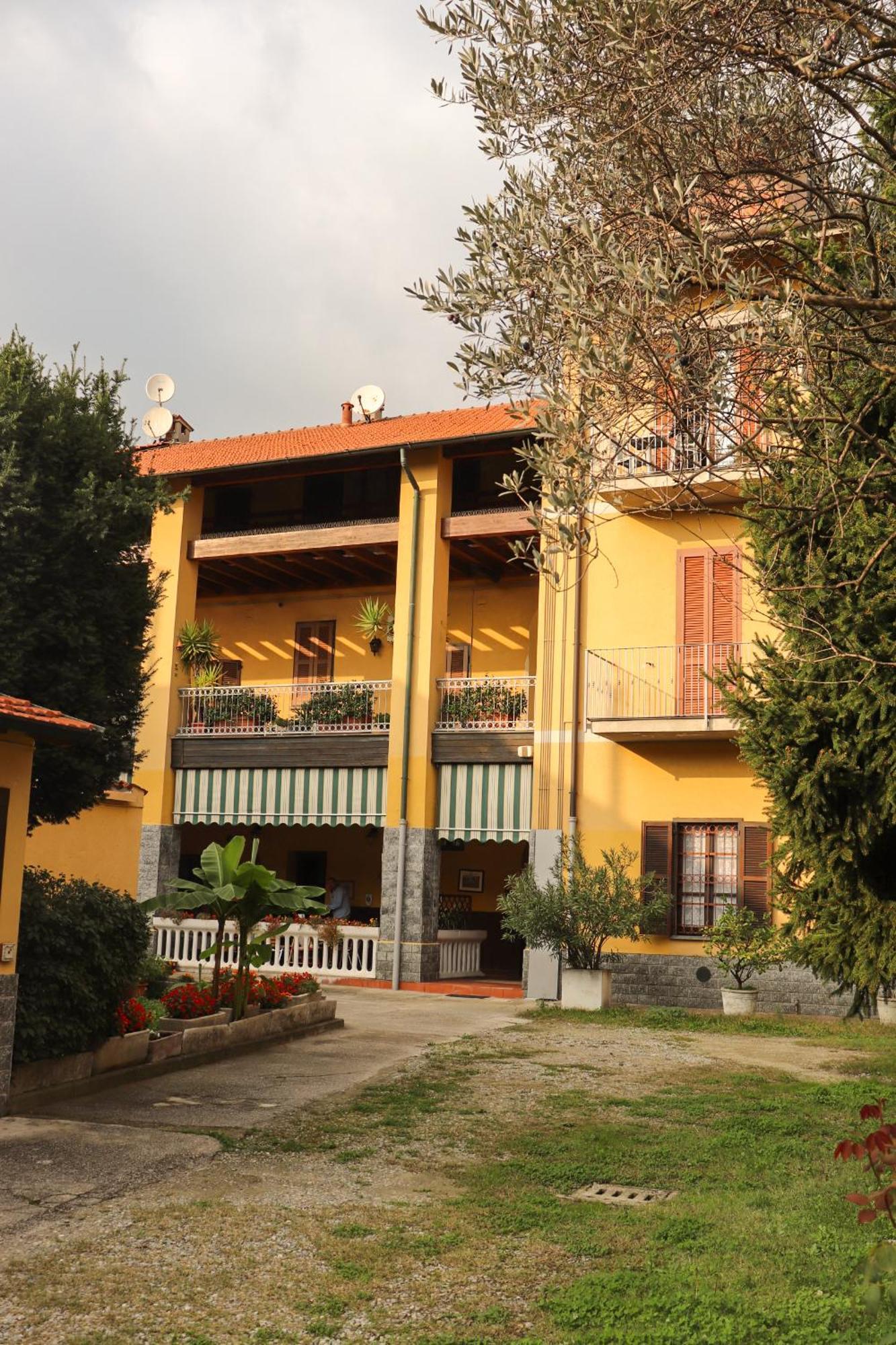 La Corte Di Brusuglio Apartments Cormano Exterior foto